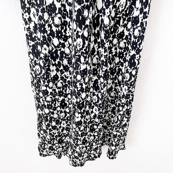 Boden Crew Neck Midi Tea Dress in Black Bloom Silhouette - Picture 5 of 10